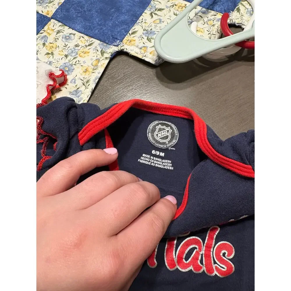 Set of two 6/9MO onesies NHL Washington Capitals